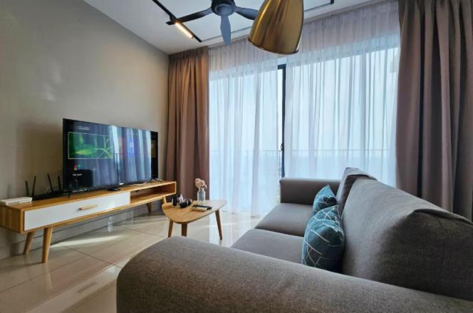 Trefoil Setia City 2Br Shah Alam Bagian luar foto