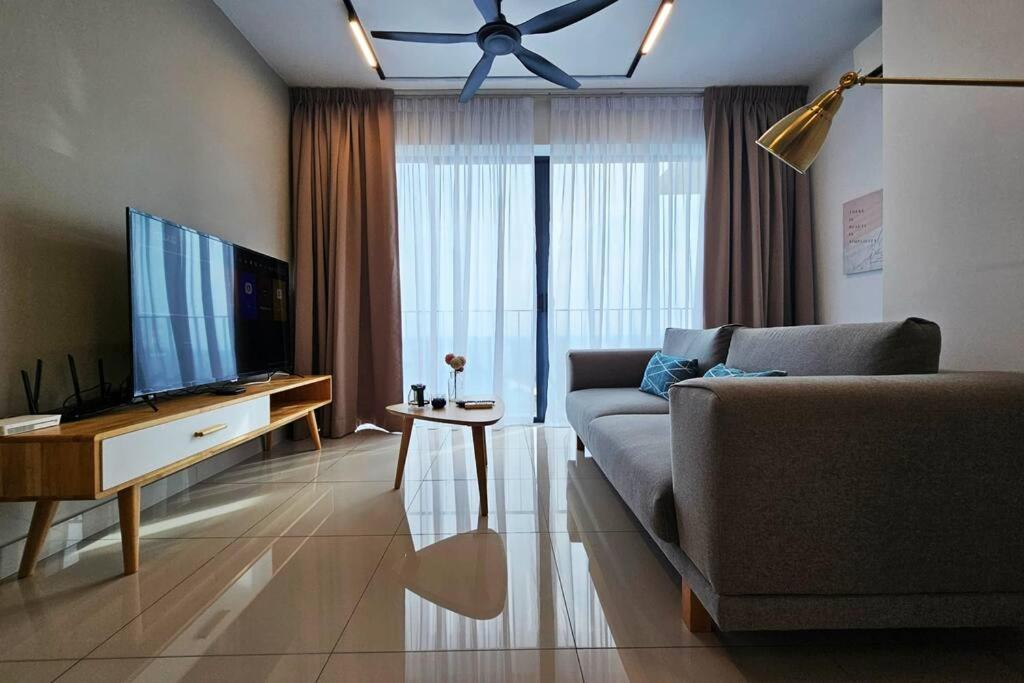 Trefoil Setia City 2Br Shah Alam Bagian luar foto